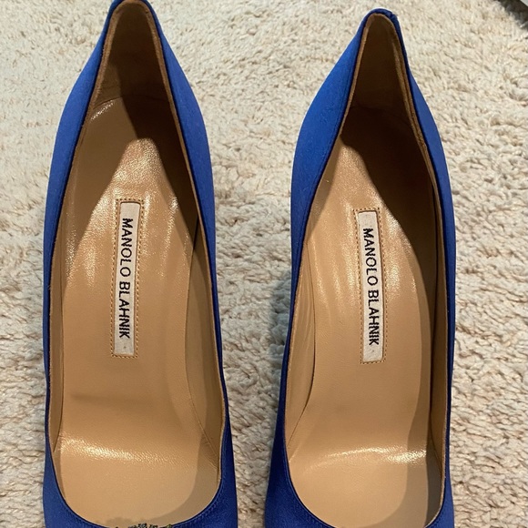 Manolo blahnik hangisi royal blue satin buckle heels - Picture 4 of 6